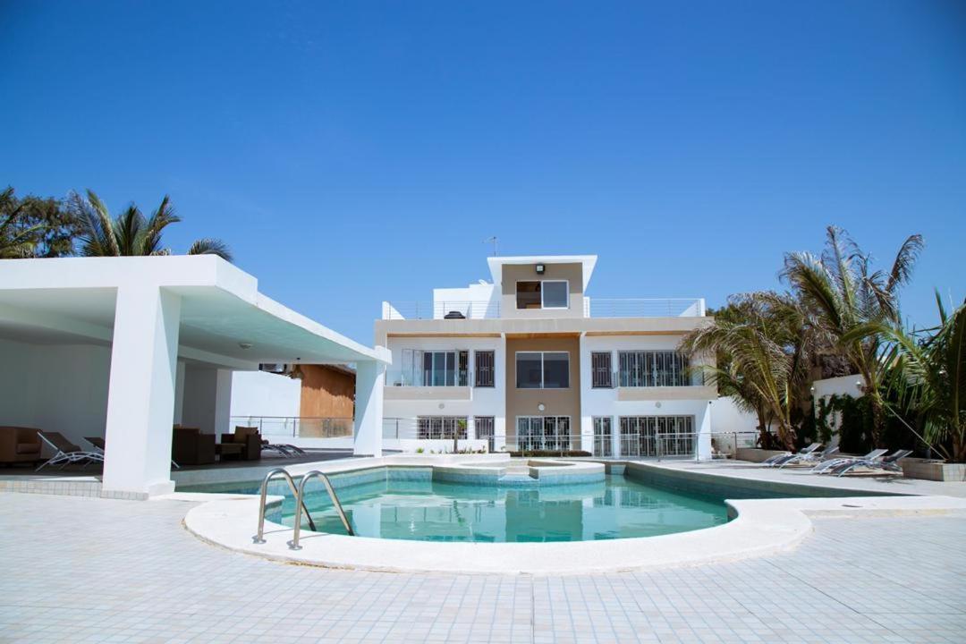 Villa Somone Pied Dans L'Eau Dış mekan fotoğraf