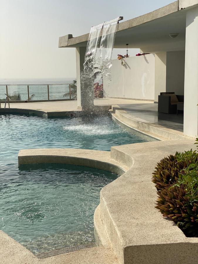 Villa Somone Pied Dans L'Eau Dış mekan fotoğraf